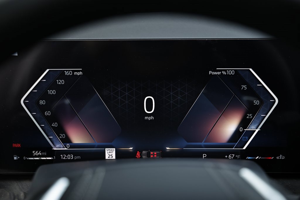 New 2026 BMW X7 xDrive40i w/ Premium Package image 31