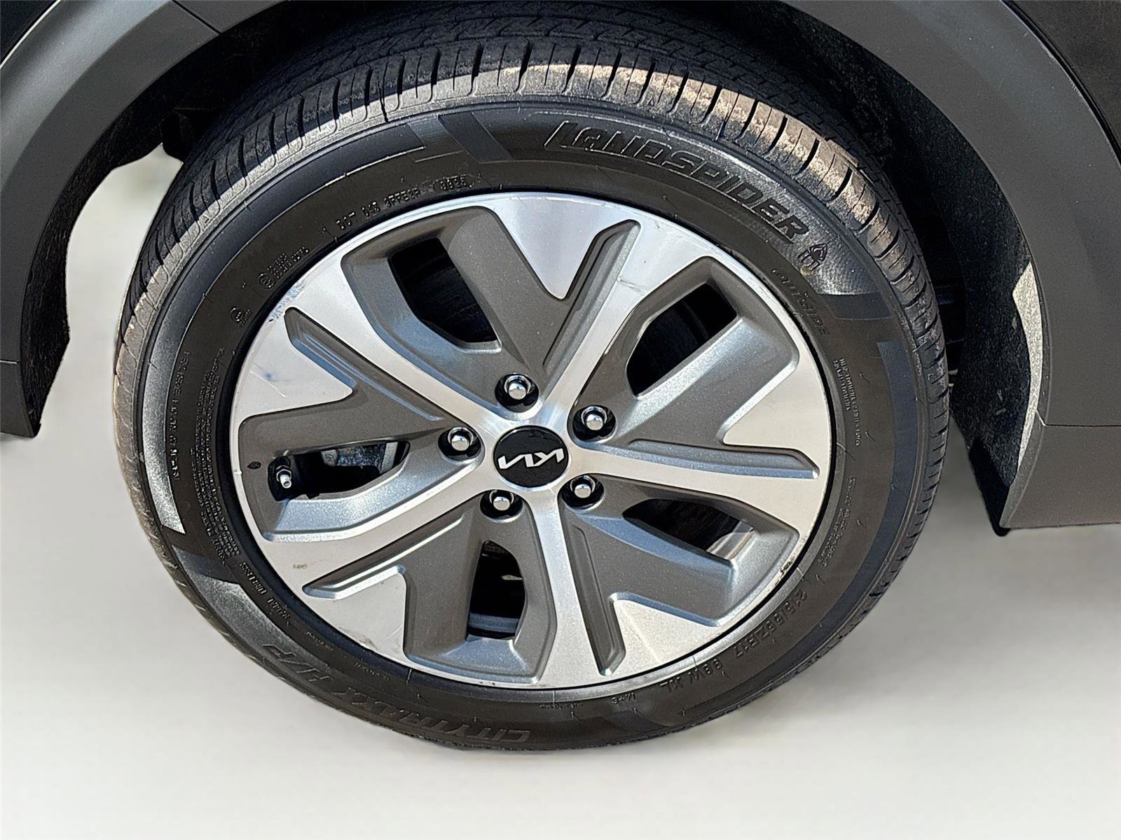 Used 2022 Kia Niro EX w/ Cold Weather Package FWD image 30