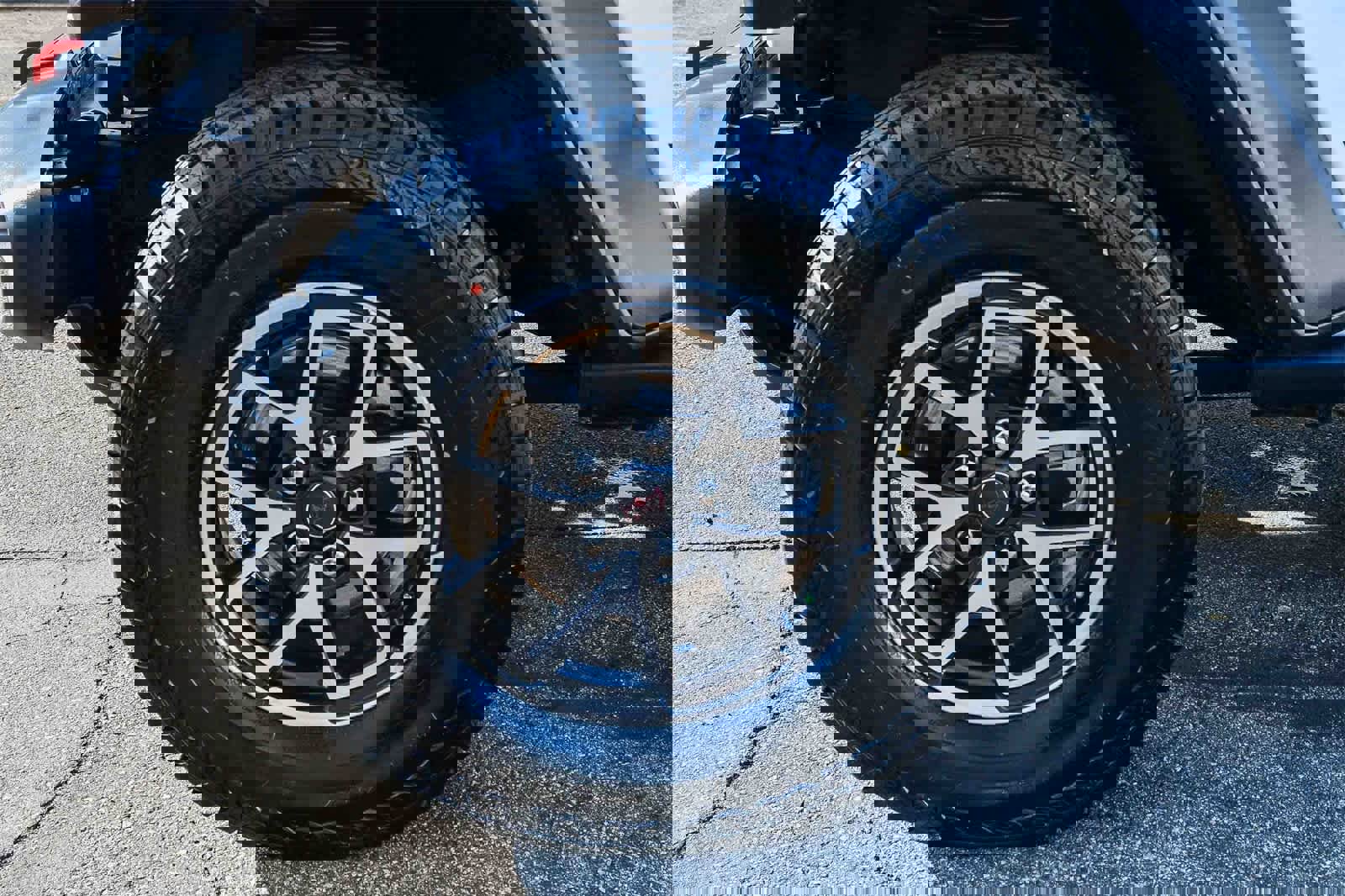 Used 2024 Jeep Wrangler Unlimited Rubicon image 9