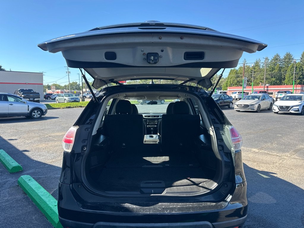 Used 2015 Nissan Rogue S AWD/4WD image 17