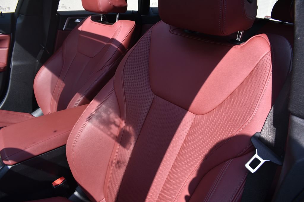 Used 2025 BMW 430i xDrive w/ Premium Package image 11