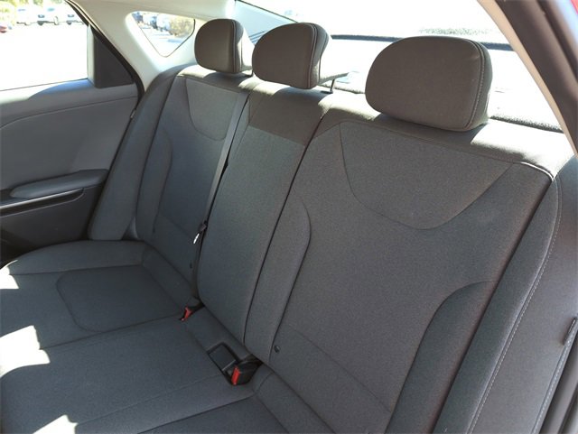 Used 2025 Kia K4 LXS image 22