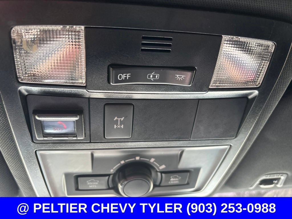 Used 2021 Toyota Tacoma TRD Off-Road AWD/4WD image 19