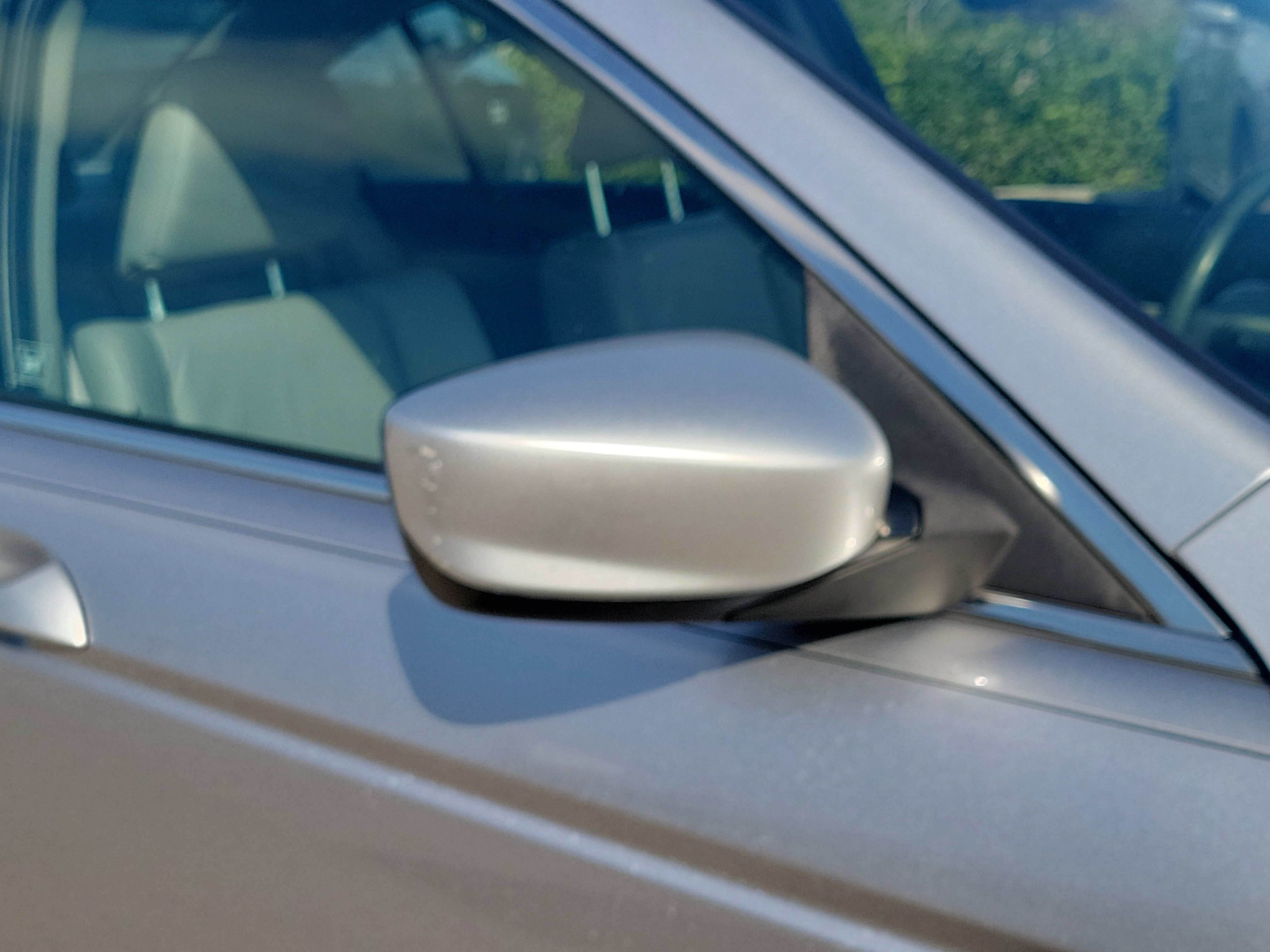 Used 2011 Honda Accord EX-L image 8