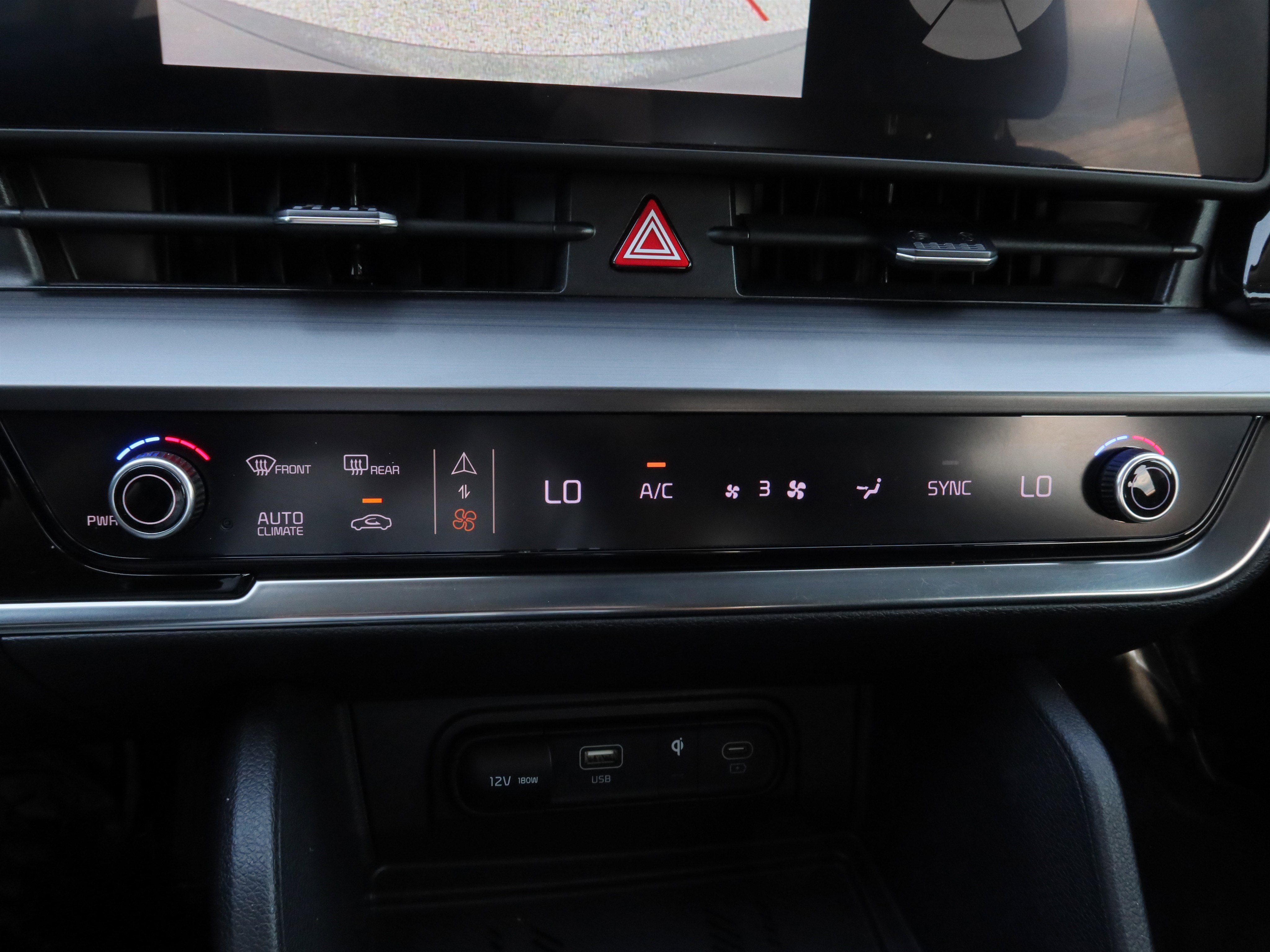 Used 2023 Kia Sportage EX image 21