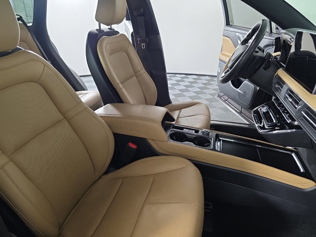 Used 2023 Lincoln Corsair Reserve w/ Equipment Group 201A image 41