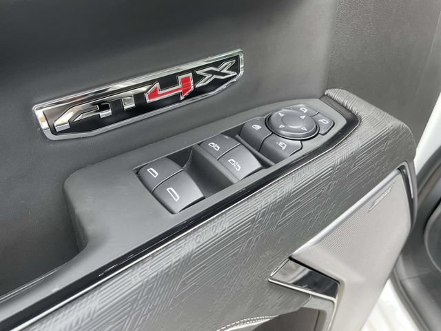 Used 2025 GMC Sierra 1500 AT4X AWD/4WD image 19