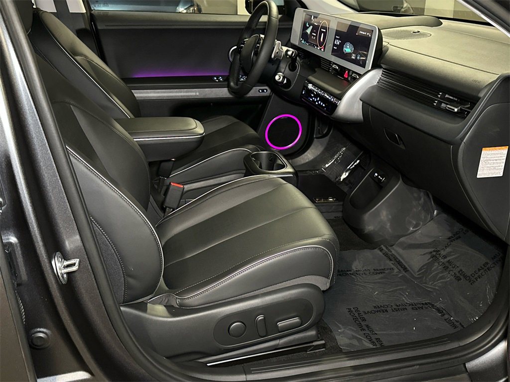 Used 2023 Hyundai Ioniq 5 Limited image 17