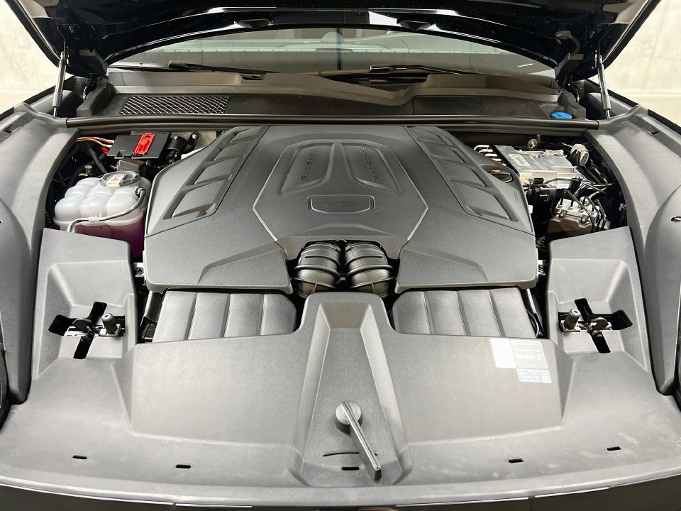 New 2026 Porsche Cayenne S AWD/4WD image 32