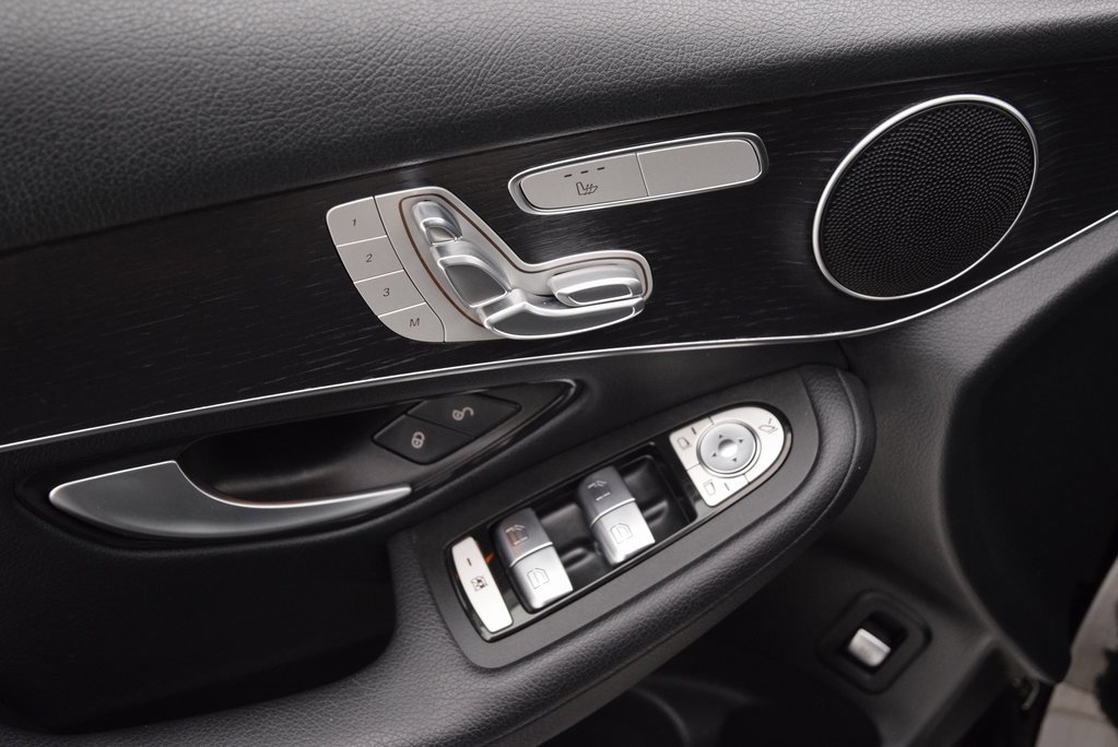 Used 2021 Mercedes-Benz GLC 300 image 20