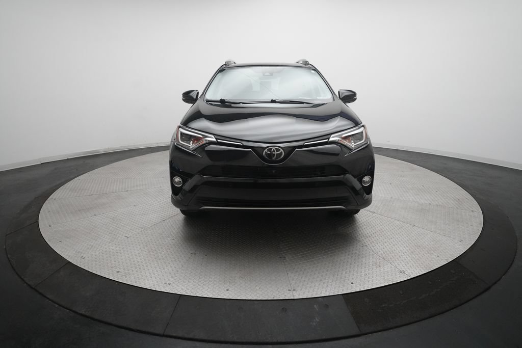 Used 2018 Toyota RAV4 Limited w/ Advanced Technology Package AWD/4WD image 11
