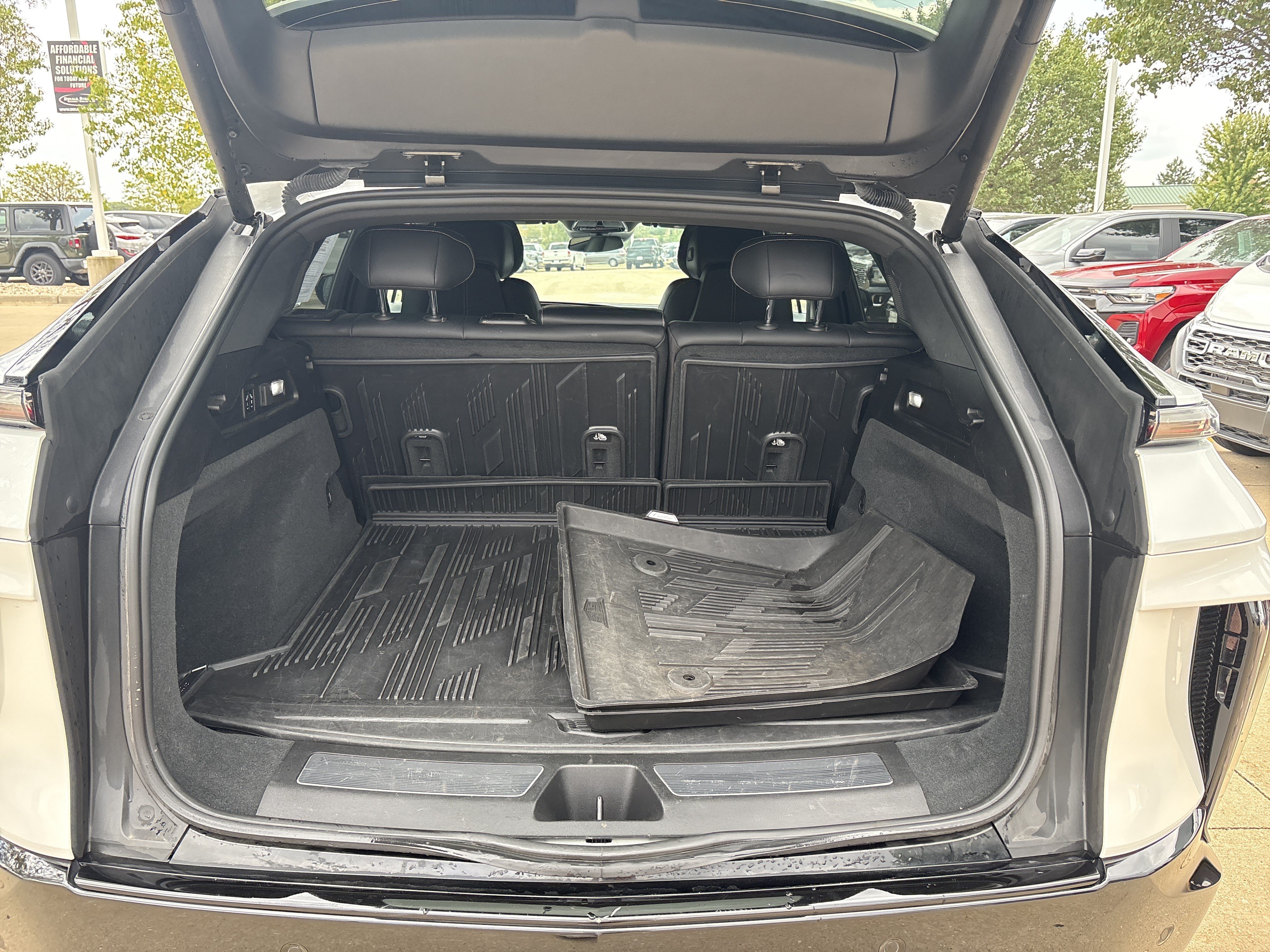 Used 2024 Cadillac Lyriq Sport w/ LPO, Floor Liner Package AWD/4WD image 7