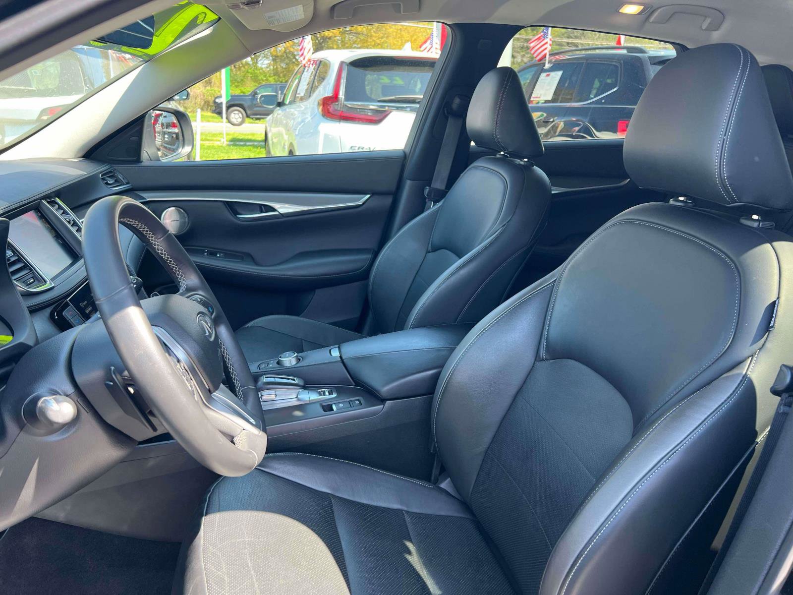 Used 2023 INFINITI QX50 Luxe AWD/4WD image 23