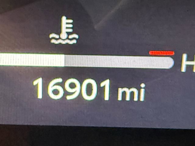 Certified 2025 Toyota Tacoma TRD Off-Road image 8