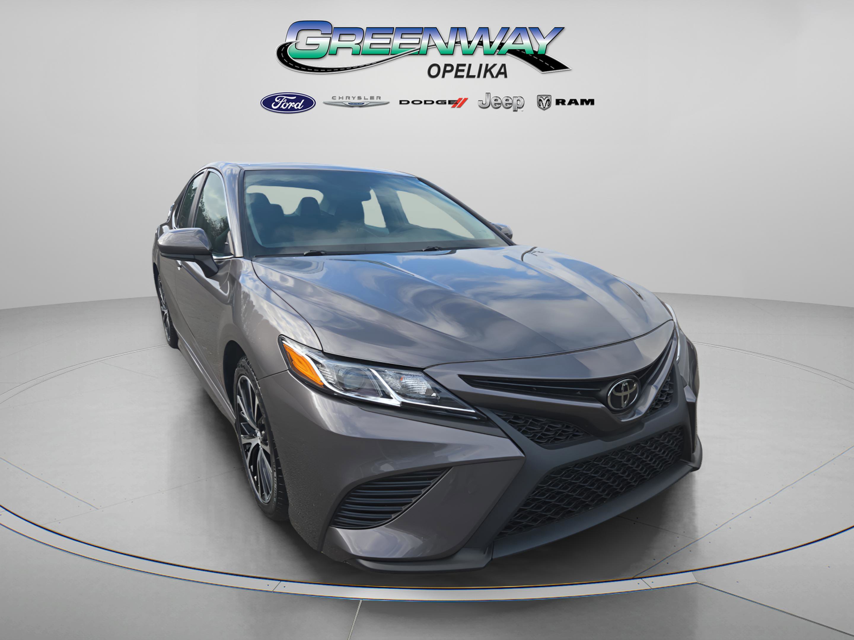 Used 2020 Toyota Camry SE