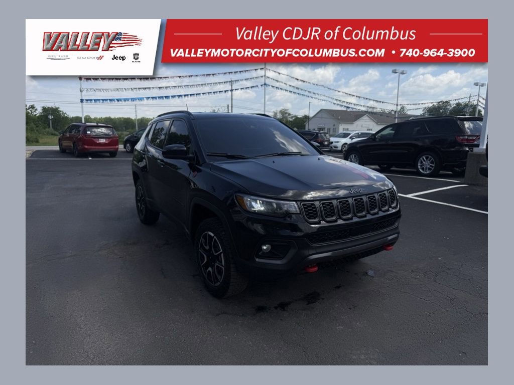 Used 2024 Jeep Compass Trailhawk