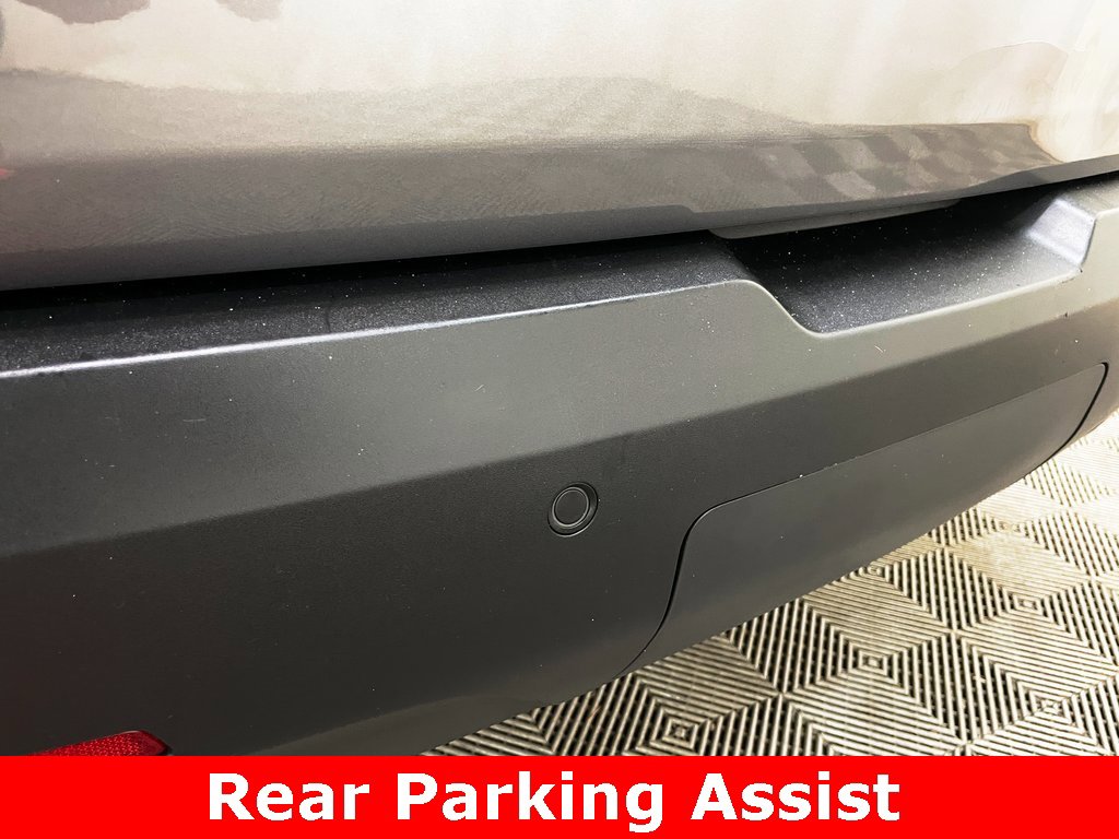 Used 2021 Chevrolet Traverse LT image 12