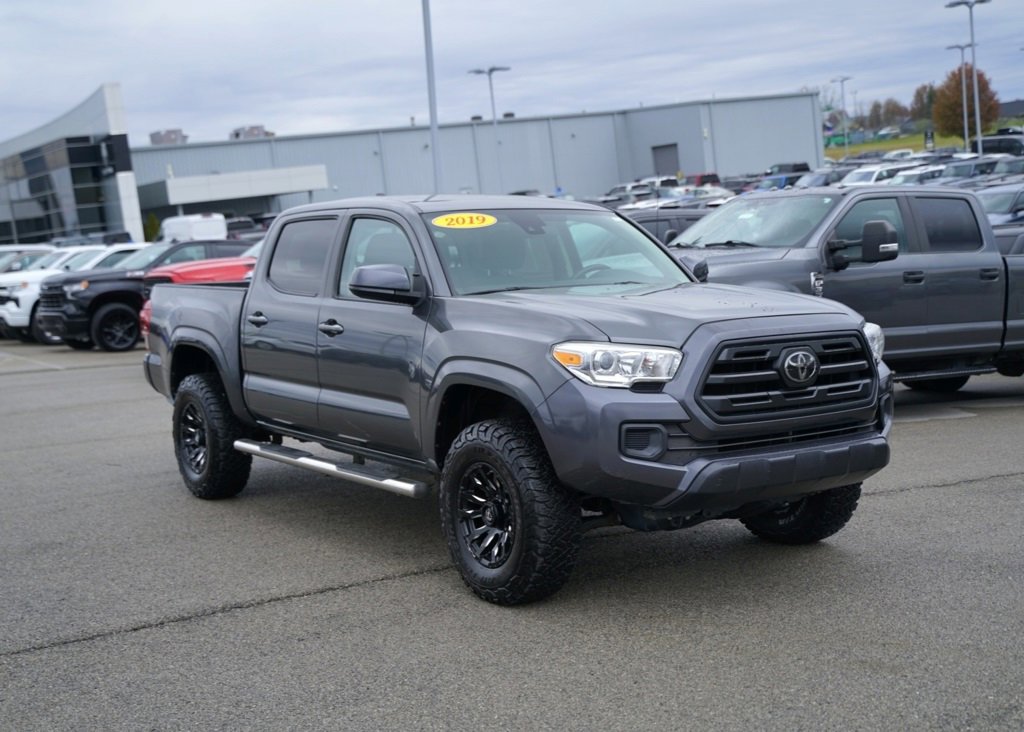 Used 2019 Toyota Tacoma SR w/ SR Convenience Package image 3