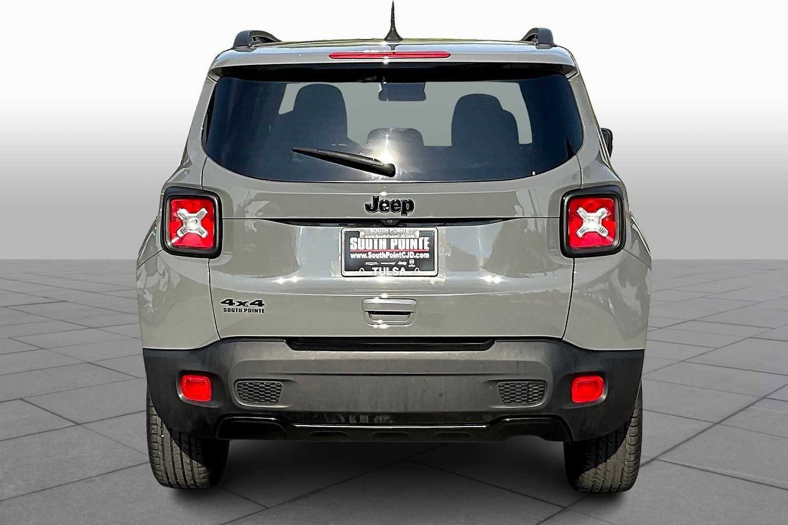 Certified 2022 Jeep Renegade Altitude image 4