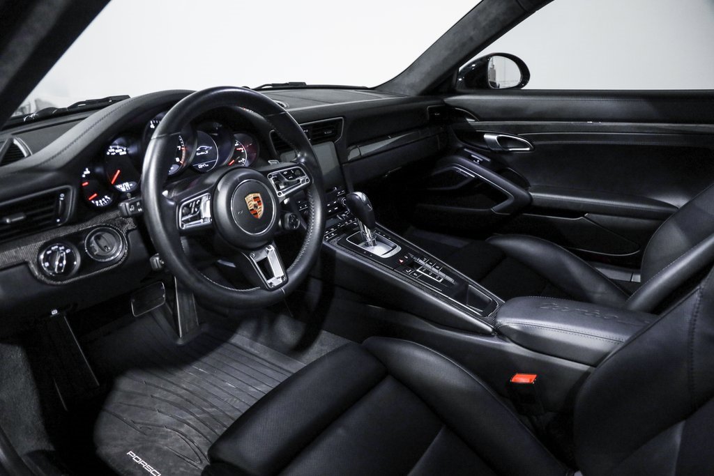 Used 2018 Porsche 911 Turbo S image 30