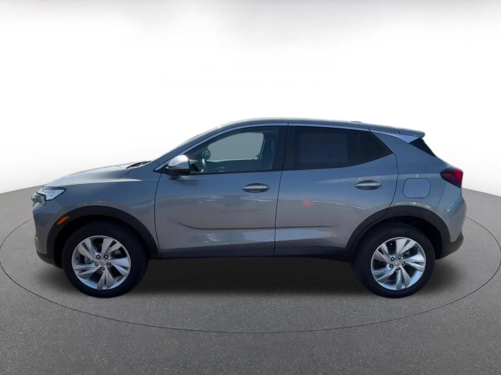 Used 2025 Buick Encore GX Preferred AWD/4WD image 8