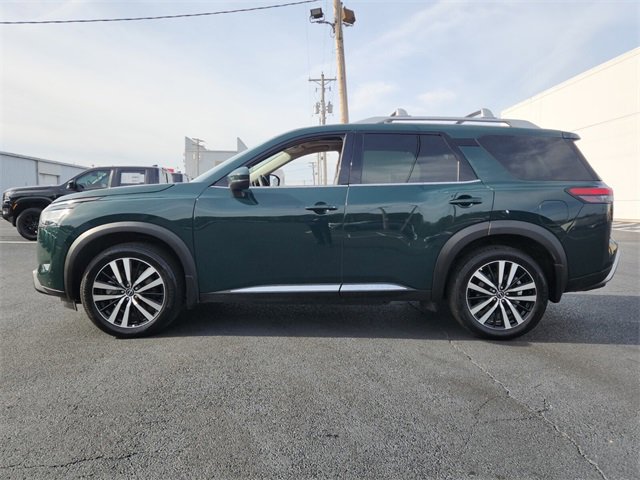 Certified 2024 Nissan Pathfinder Platinum w/ Cargo Package image 6