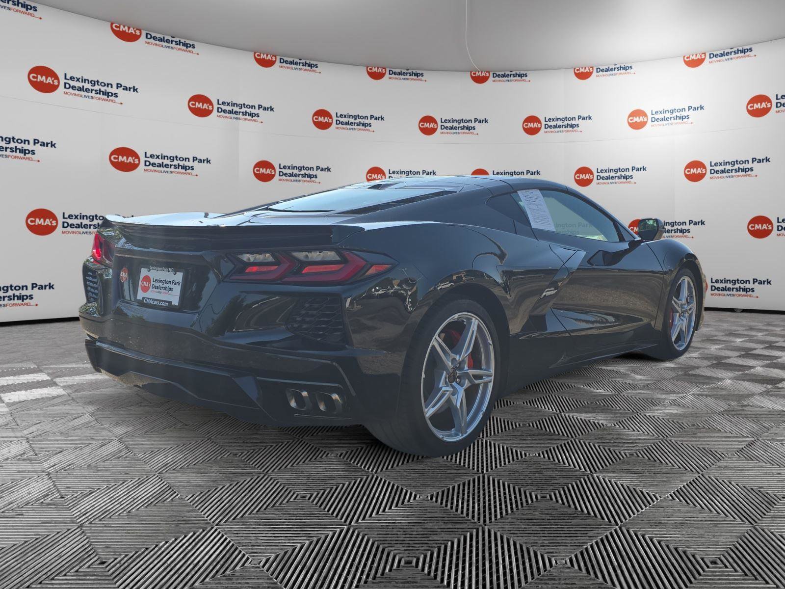 Used 2024 Chevrolet Corvette Stingray Coupe w/ Z51 Performance Package image 7