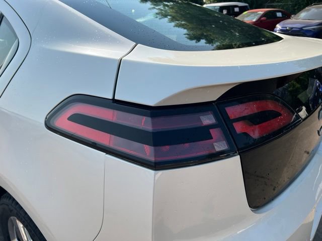 Used 2012 Chevrolet Volt Premium w/ Premium Trim Package FWD image 11