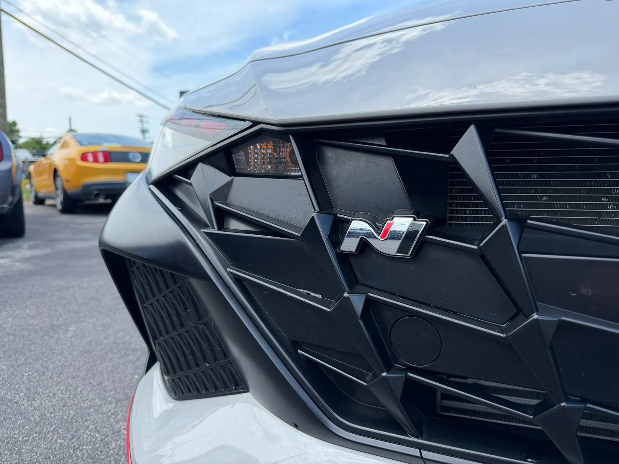 Used 2023 Hyundai Elantra N FWD image 9