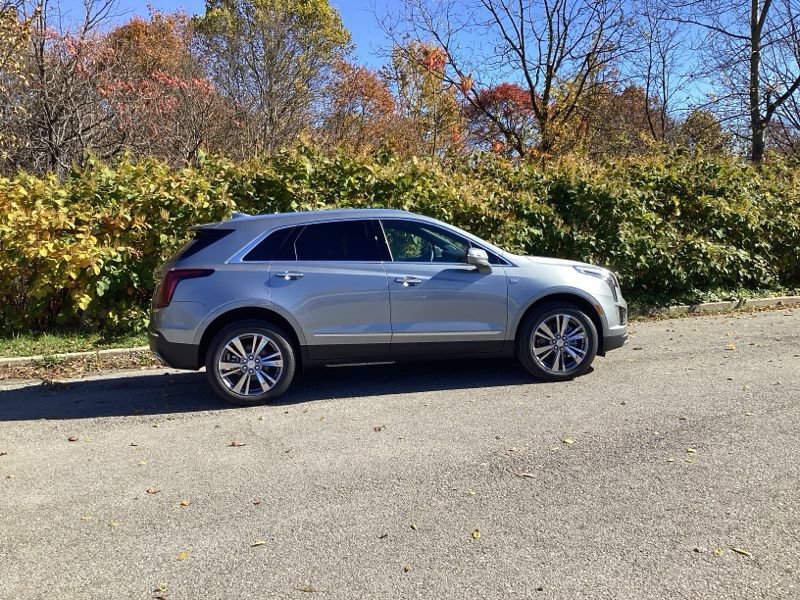 New 2025 Cadillac XT5 Premium Luxury FWD image 8