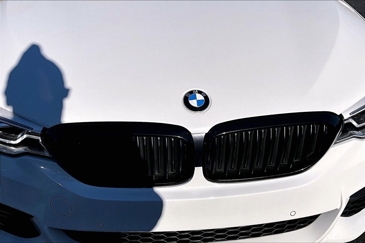 Used 2018 BMW 540i image 33