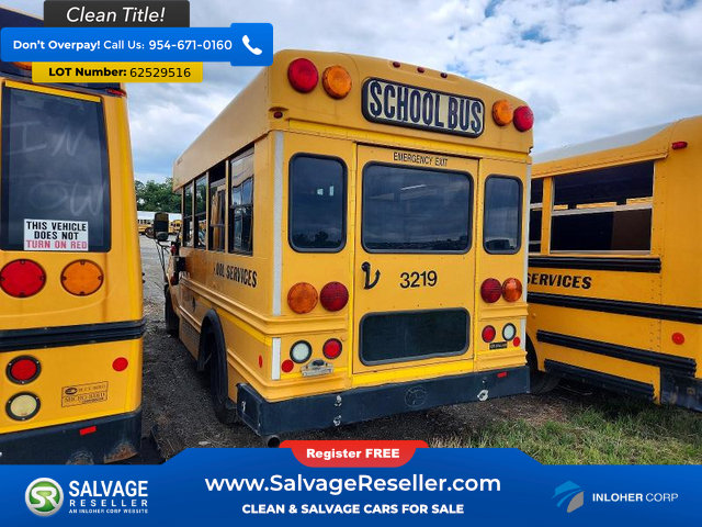 Used 2011 Chevrolet Express 3500 w/ School Bus Package RWD image 4