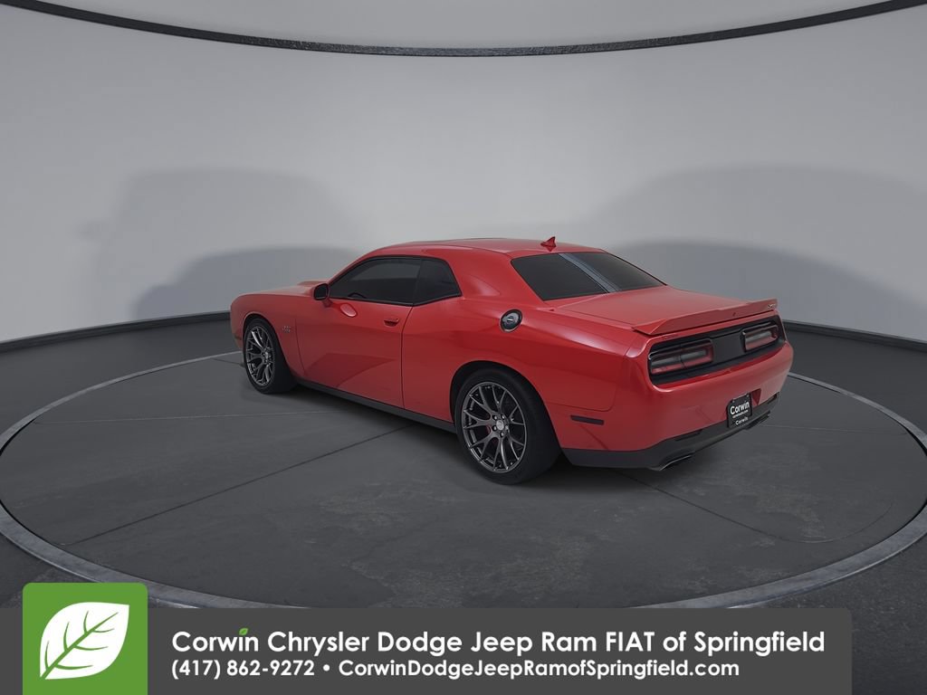 Used 2015 Dodge Challenger SRT RWD image 11