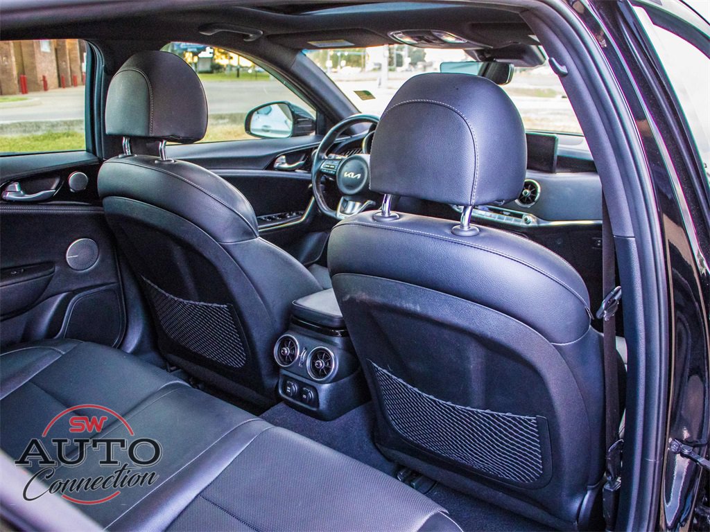 Used 2022 Kia Stinger GT-Line w/ Sun & Sound Package image 22