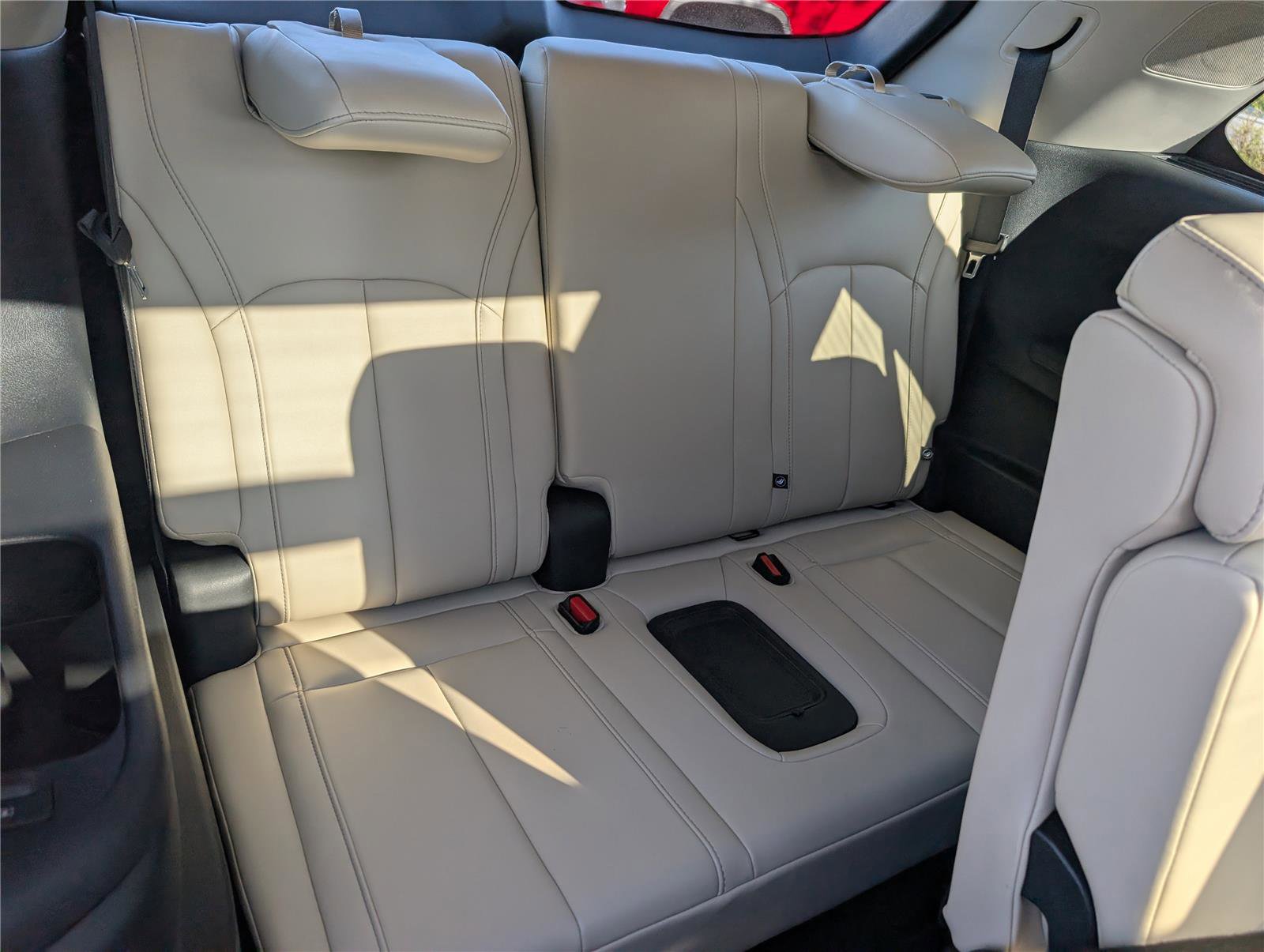 Used 2023 INFINITI QX60 Luxe w/ Cargo Package image 13