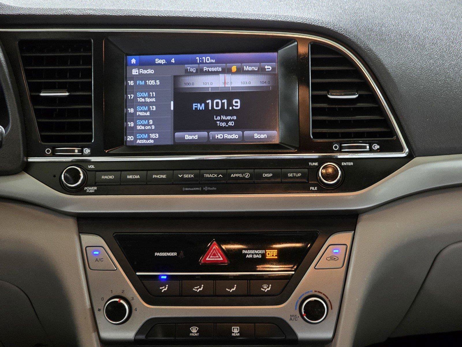 Used 2017 Hyundai Elantra SE FWD image 25
