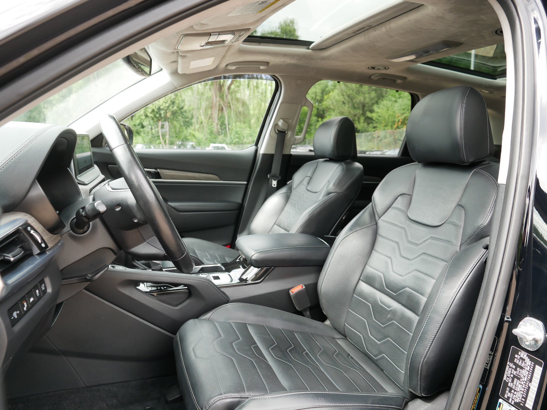 Used 2022 Kia Telluride SX w/ SX Prestige Package AWD/4WD image 34
