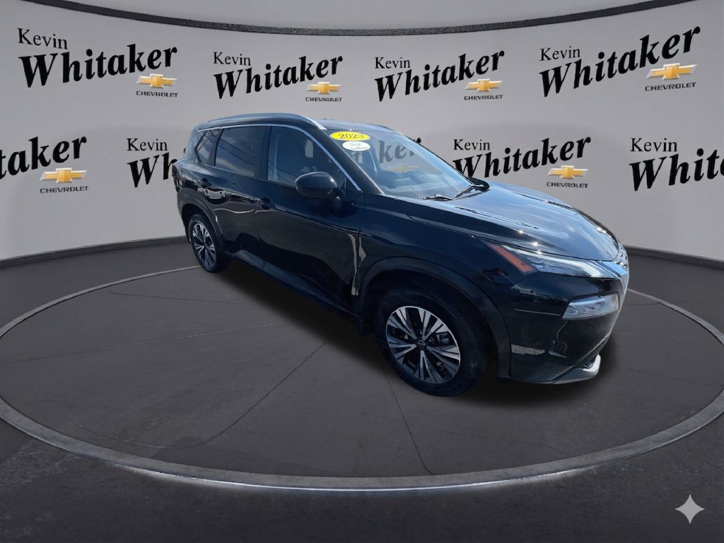 Used 2023 Nissan Rogue SV w/ SV Premium B Package FWD image 2