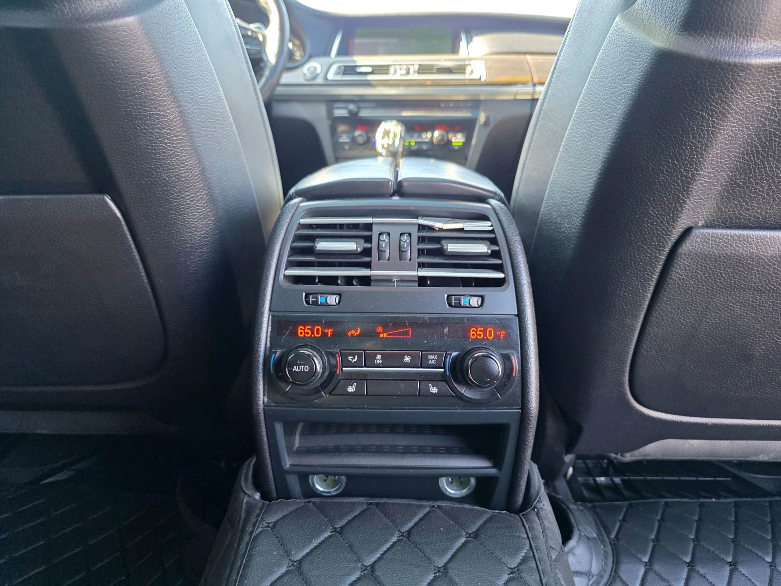 Used 2014 BMW 750Li xDrive AWD/4WD image 13