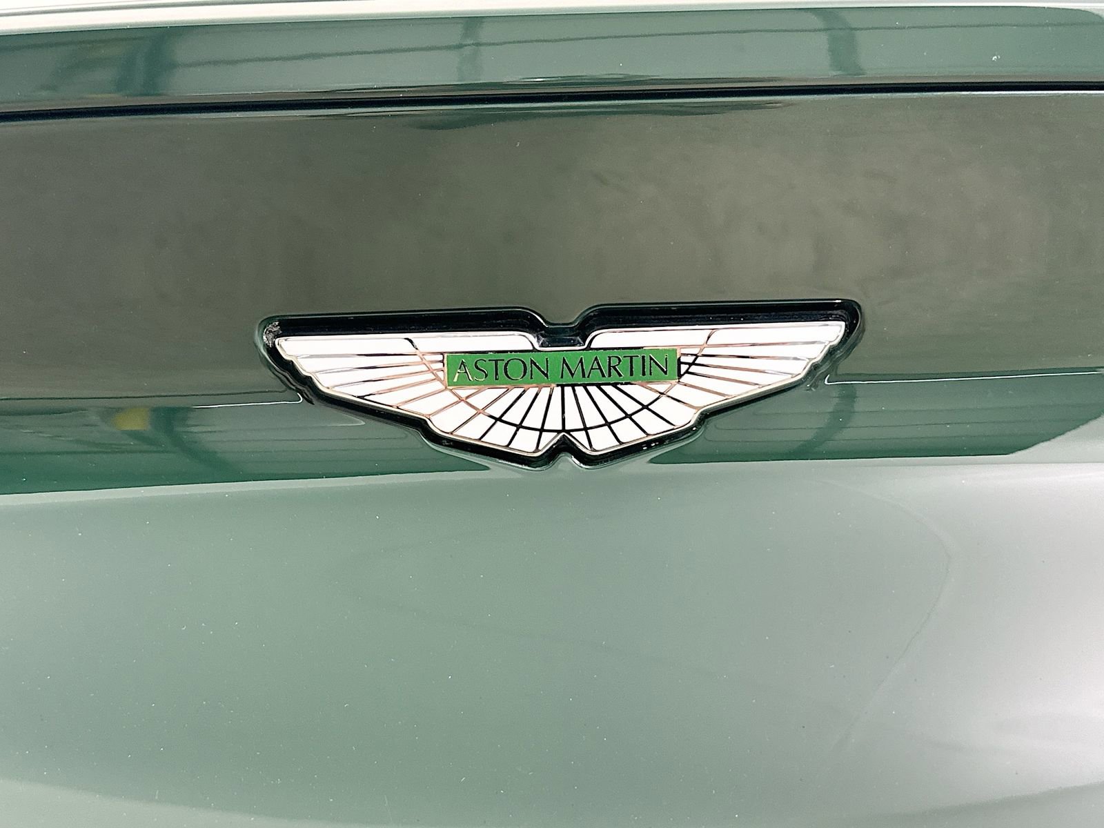 Used 2017 Aston Martin DB11 V12 RWD image 58