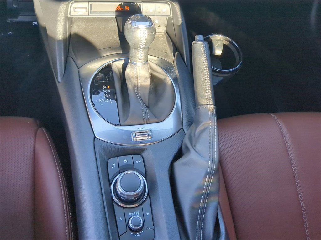 Used 2023 MAZDA MX-5 Miata Grand Touring image 18