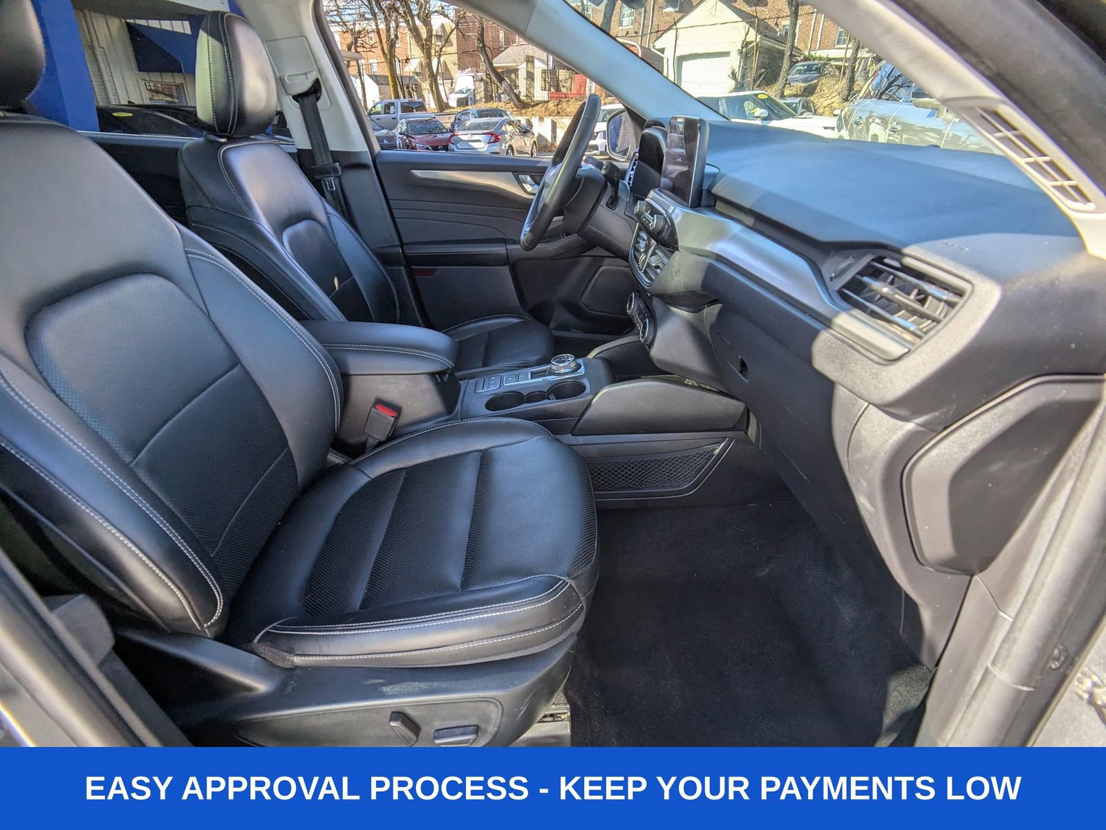 Used 2022 Ford Escape Titanium w/ Class II Trailer Tow Package image 15