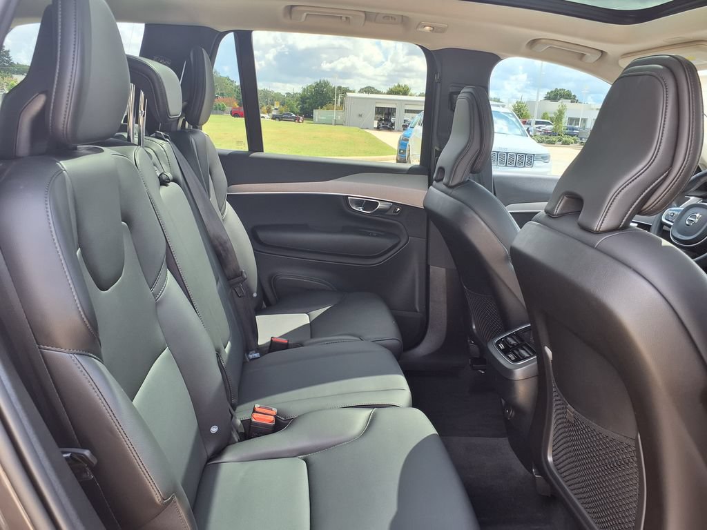 Certified 2025 Volvo XC90 B5 Core w/ Protection Package Premier AWD/4WD image 22