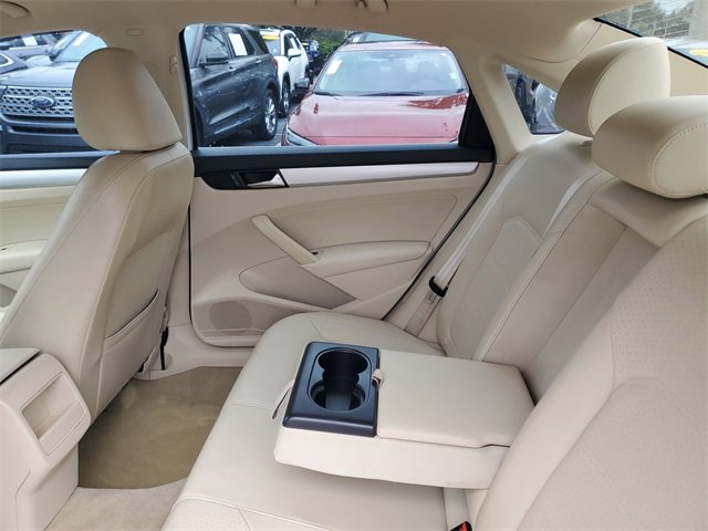Used 2012 Volkswagen Passat 2.5 SE image 24