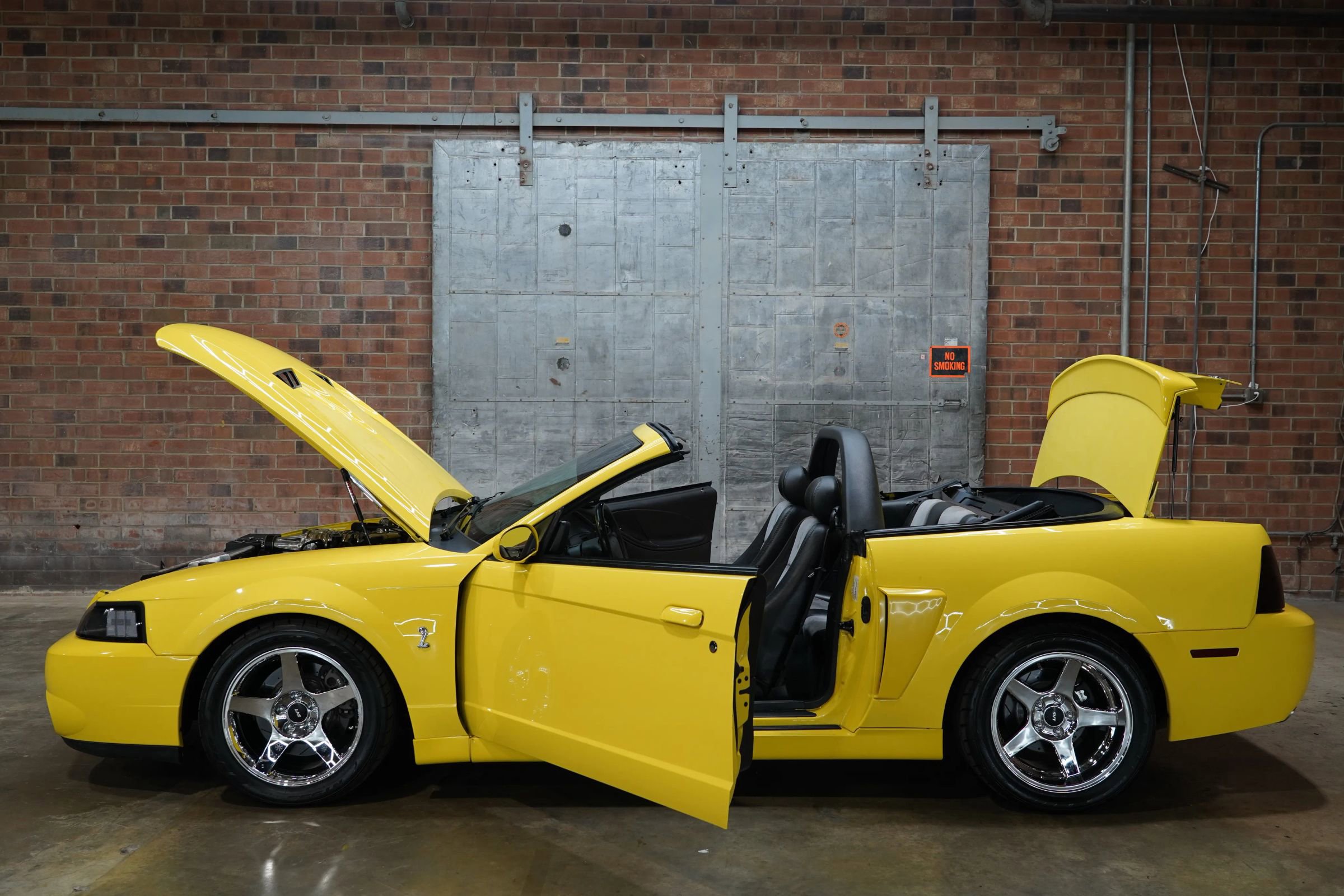 Used 2003 Ford Mustang Cobra image 42