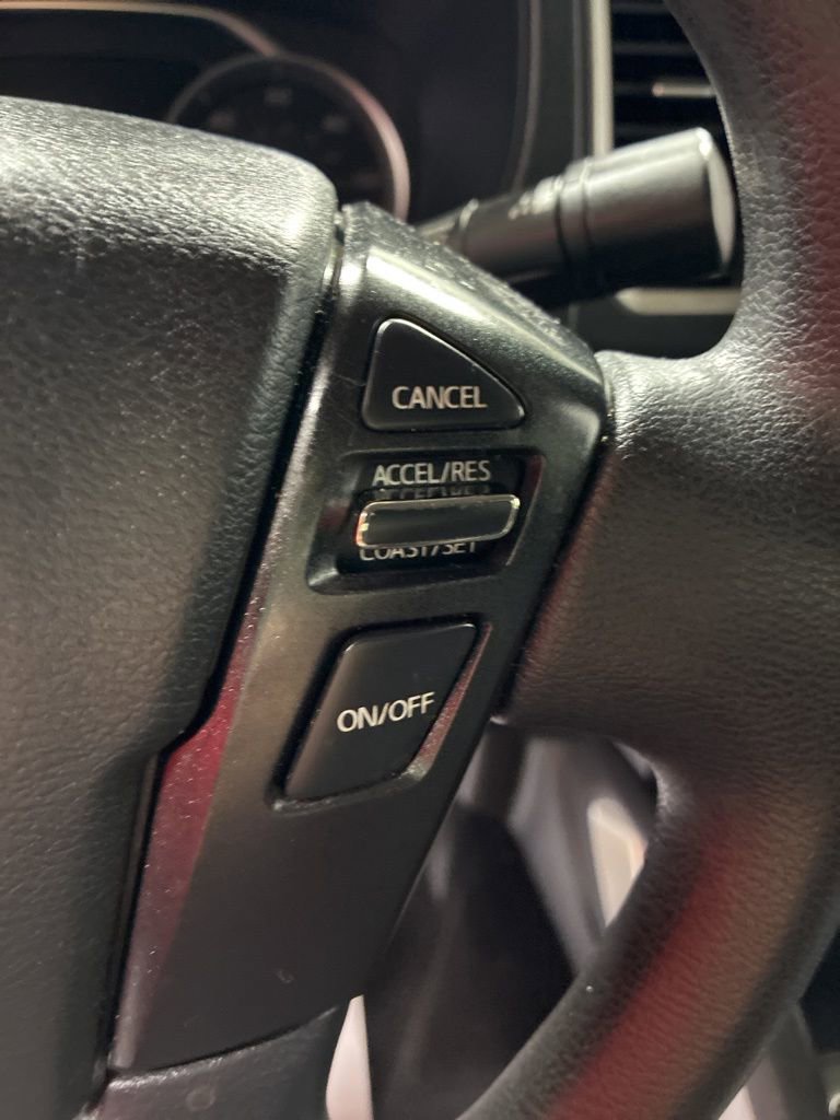 Used 2023 Nissan Frontier SV image 15