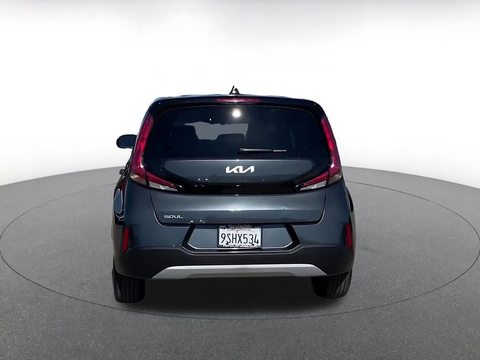 Used 2025 Kia Soul LX w/ LX Technology Package image 11