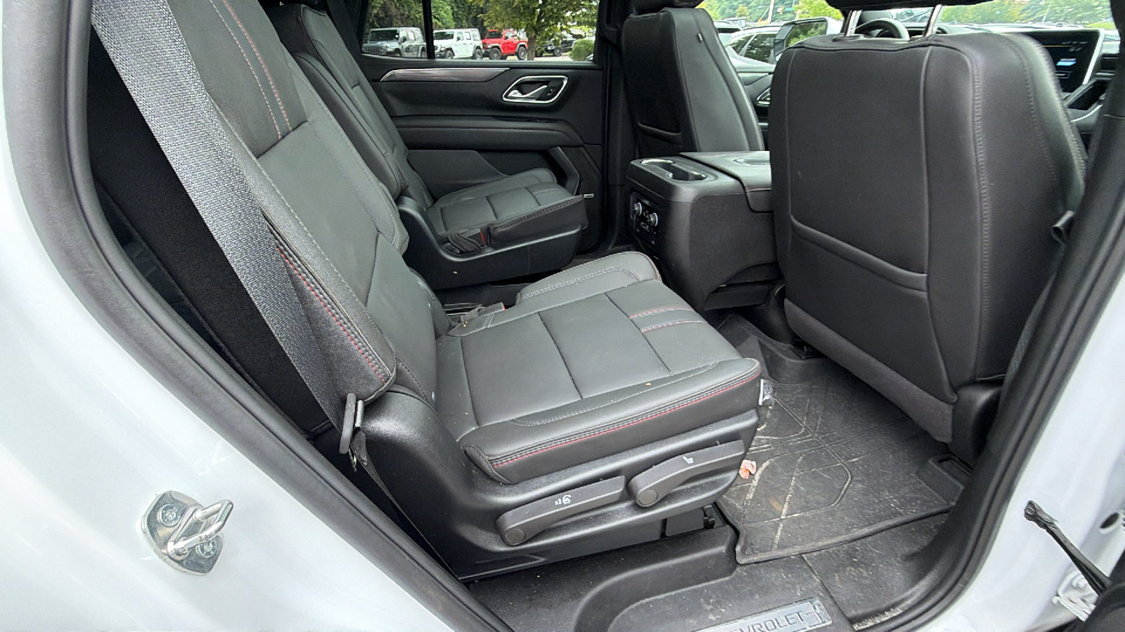 Used 2024 Chevrolet Tahoe RST w/ Luxury Package AWD/4WD image 22