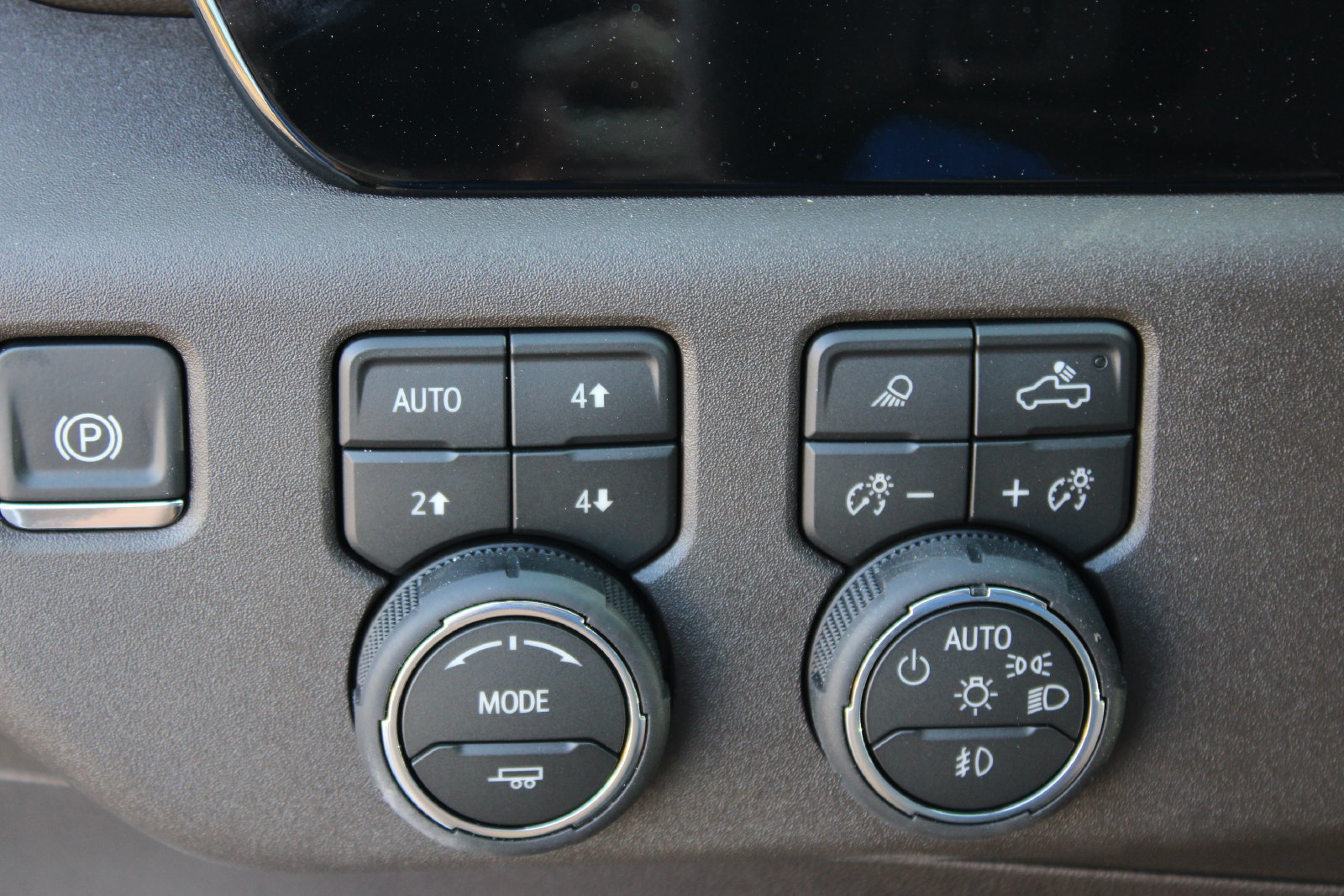 New 2026 Chevrolet Silverado 1500 RST w/ Safety Package AWD/4WD image 22