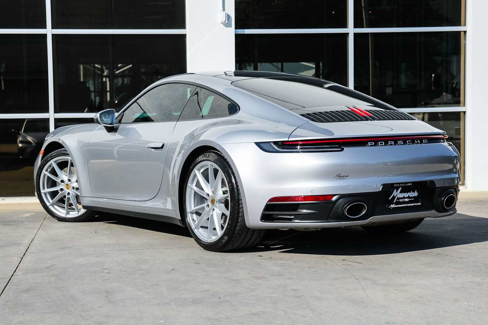 Used 2020 Porsche 911 Carrera RWD image 15